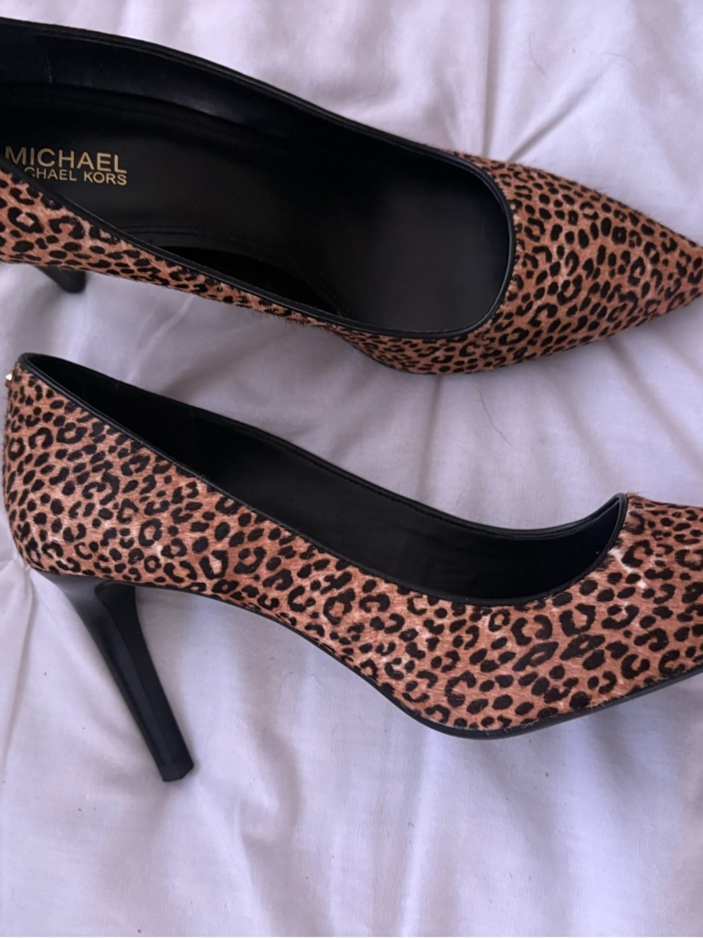 Michael Kors Leopard Print Pointed-Toe Stiletto Pumps - Black & Brown - Picture 3 of 5